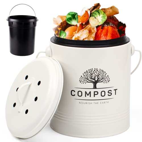 Best Compost Bin for Chicken Manure